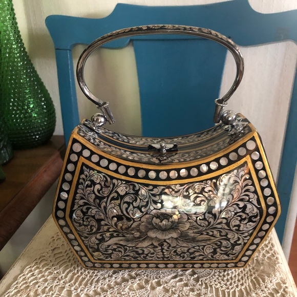 Vintage Mother-of-Pearl Inlay Black Lacquer Wood Handbag Price FIRM - Picture 7 of 13